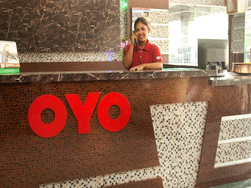 Oyo 343 Pop Life Hotel Banke ภายนอก รูปภาพ