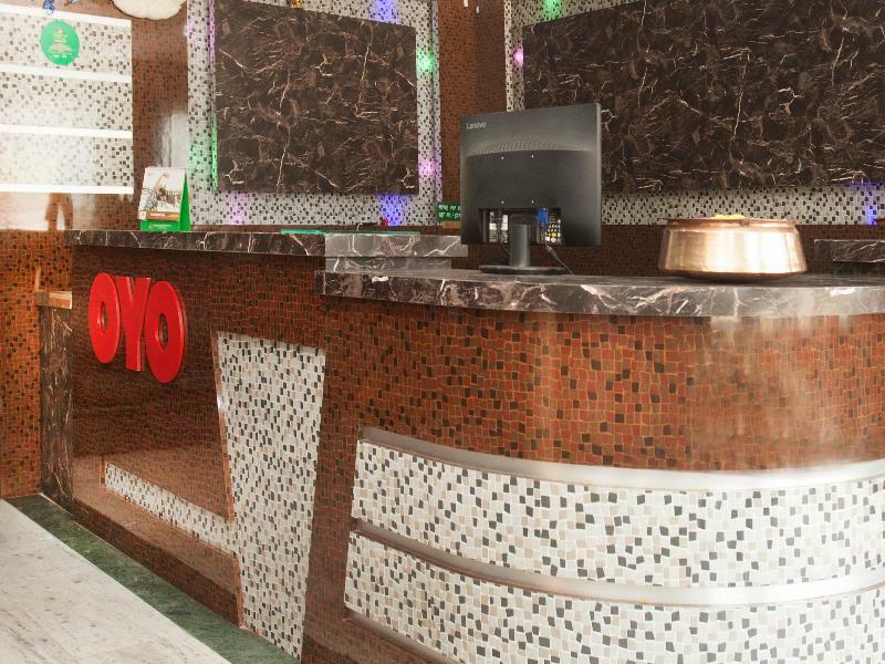 Oyo 343 Pop Life Hotel Banke ภายนอก รูปภาพ