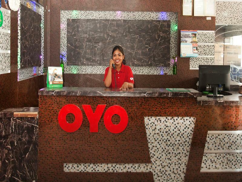 Oyo 343 Pop Life Hotel Banke ภายนอก รูปภาพ