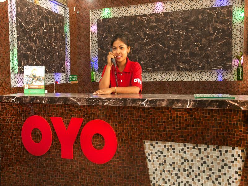 Oyo 343 Pop Life Hotel Banke ภายนอก รูปภาพ