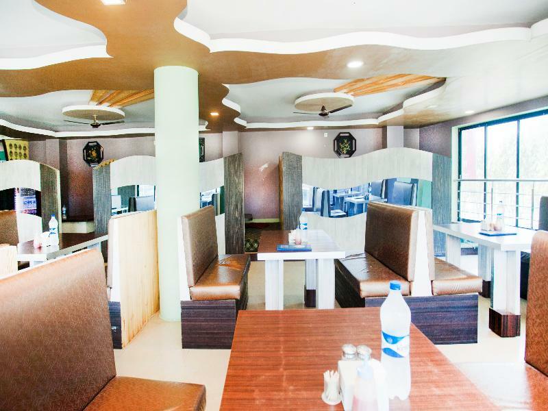Oyo 343 Pop Life Hotel Banke ภายนอก รูปภาพ