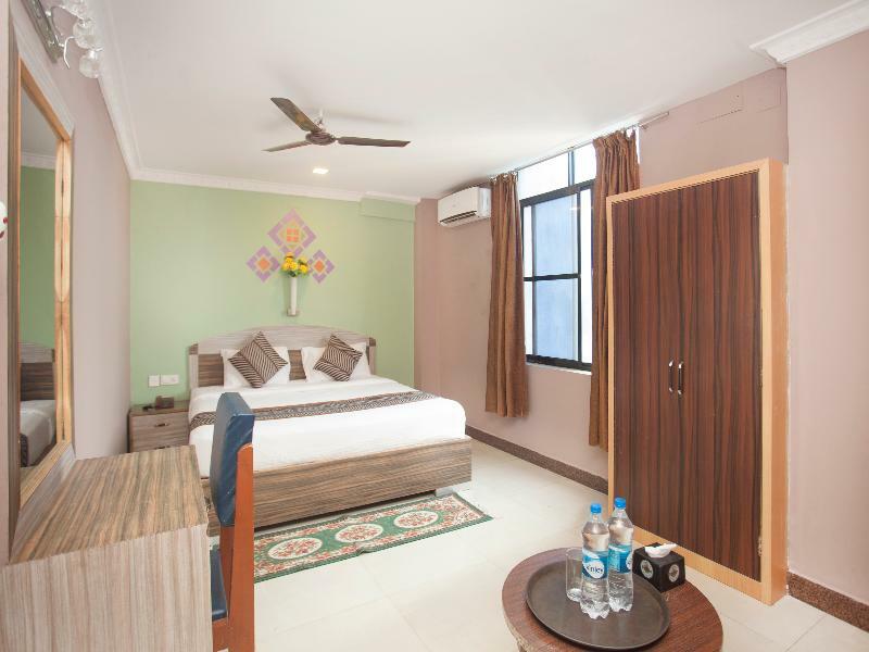 Oyo 343 Pop Life Hotel Banke ภายนอก รูปภาพ